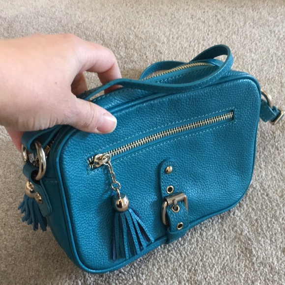 Danier | Leather Purse - Picture 3 of 6